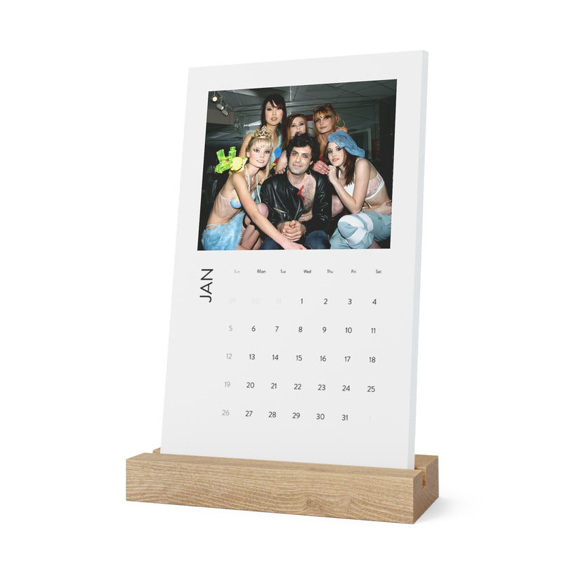 Vertical Desk Calendar
